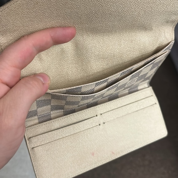 Louis Vuitton wallet - Picture 7 of 8